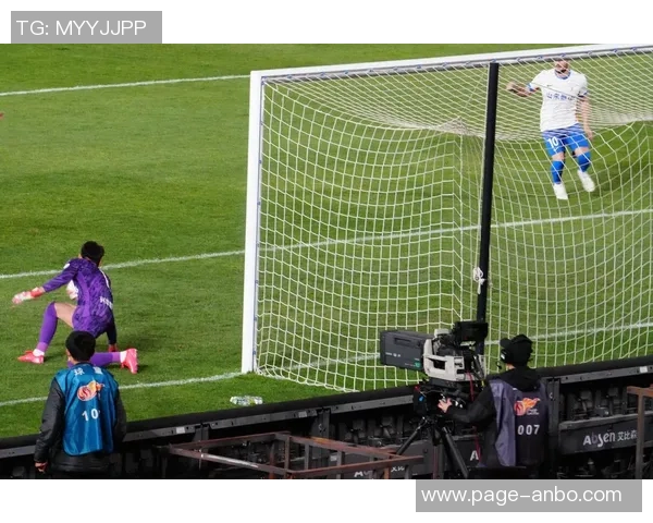 瓦科赛季表现惊艳中超24球5助攻合同到期续约悬念引关注